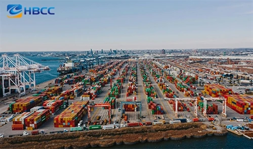 Globales Logistik-Update 2026: Kontinuierliche Frachterhöhungen auf den Kernr...